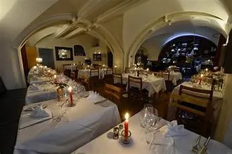 ef16 Restaurant